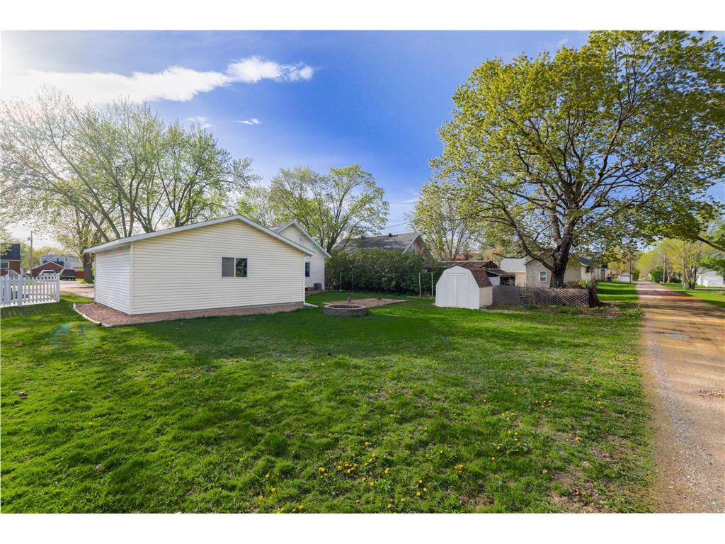 219 S Cedar Street Belle Plaine MN 56011 7063844 image31