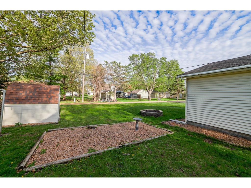 219 S Cedar Street Belle Plaine MN 56011 7063844 image32