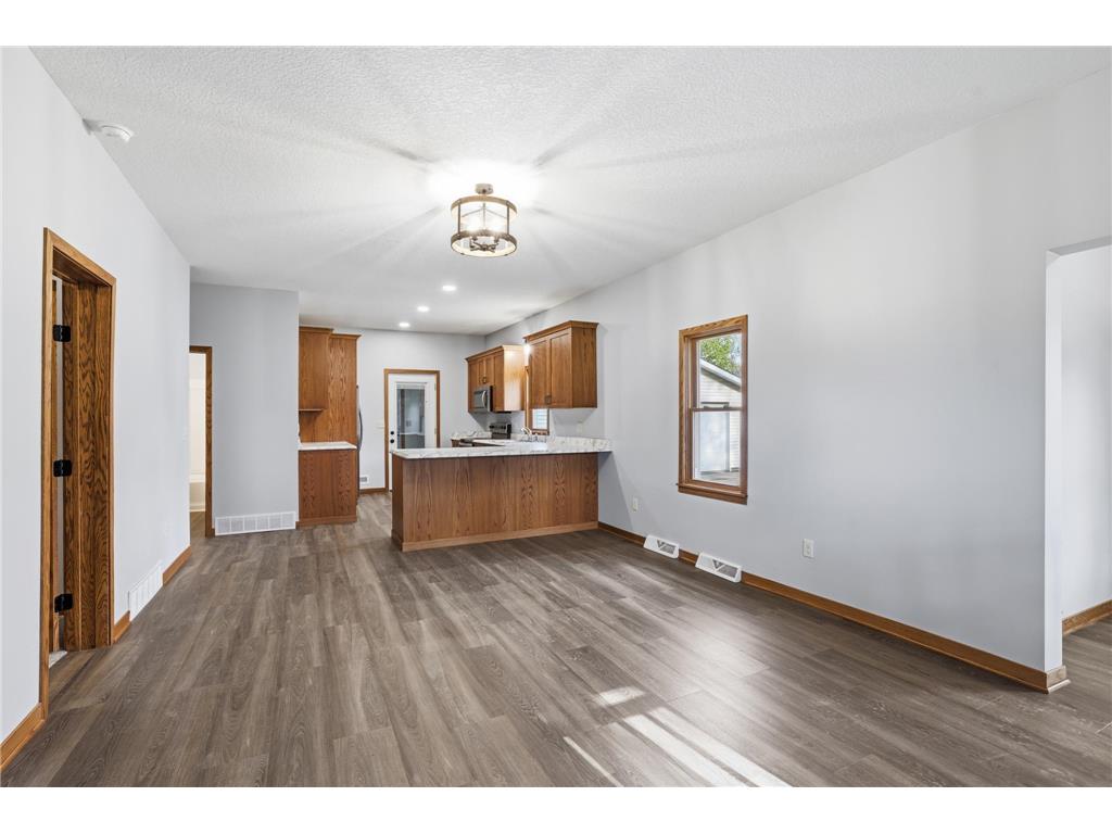 219 S Cedar Street Belle Plaine MN 56011 7063844 image4