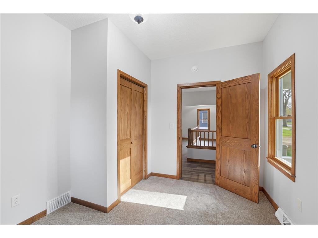219 S Cedar Street Belle Plaine MN 56011 7063844 image6