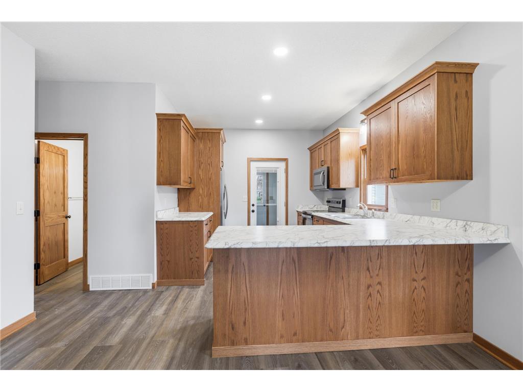 219 S Cedar Street Belle Plaine MN 56011 7063844 image9