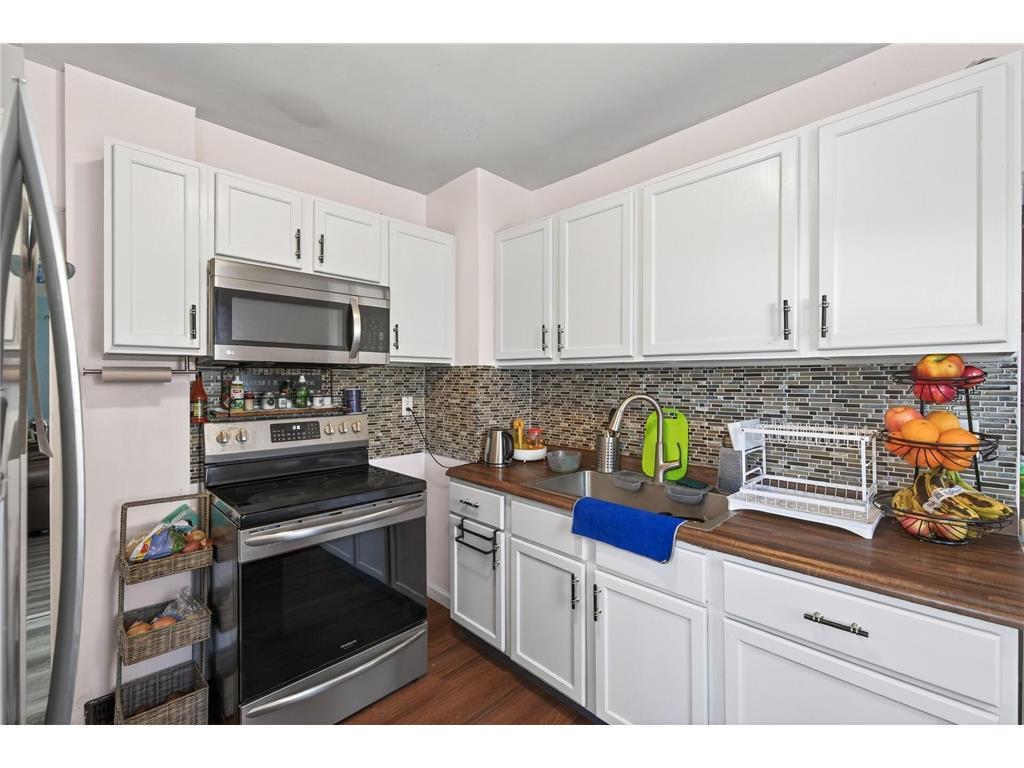 219 Winona Street W West Saint Paul MN 55118 7013739 image12