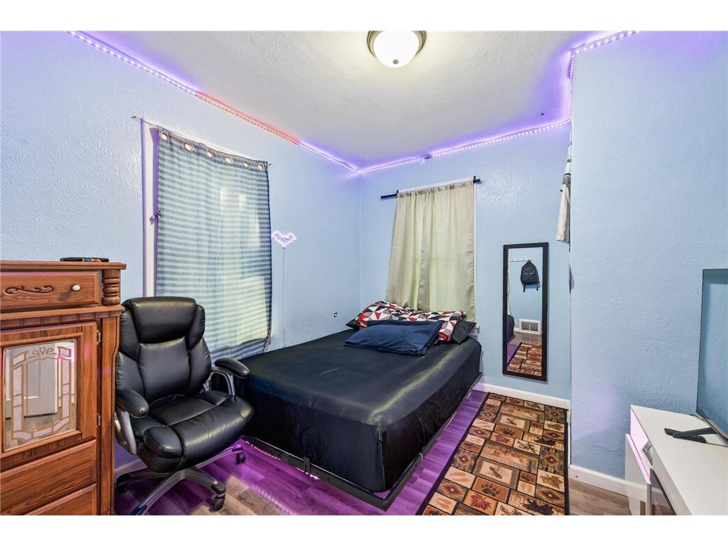 219 Winona Street W West Saint Paul MN 55118 7013739 image17