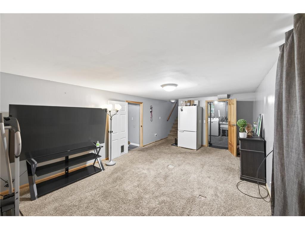 219 Winona Street W West Saint Paul MN 55118 7013739 image27