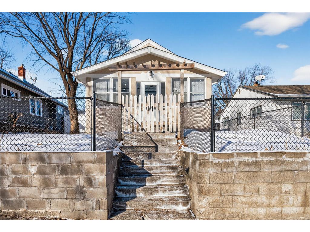 219 Winona Street W West Saint Paul MN 55118 7013739 image3