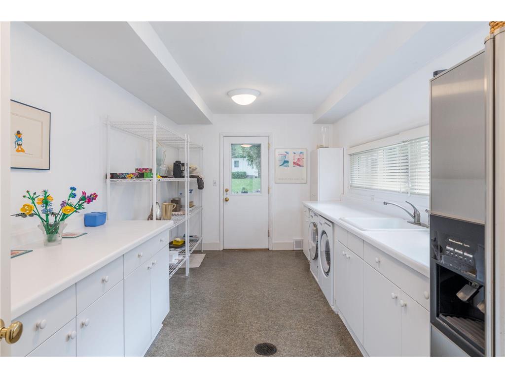 2191 Edgcumbe Road Saint Paul MN 55116 7090362 image24