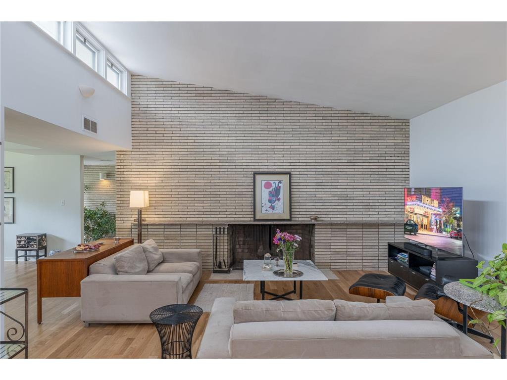 2191 Edgcumbe Road Saint Paul MN 55116 7090362 image3