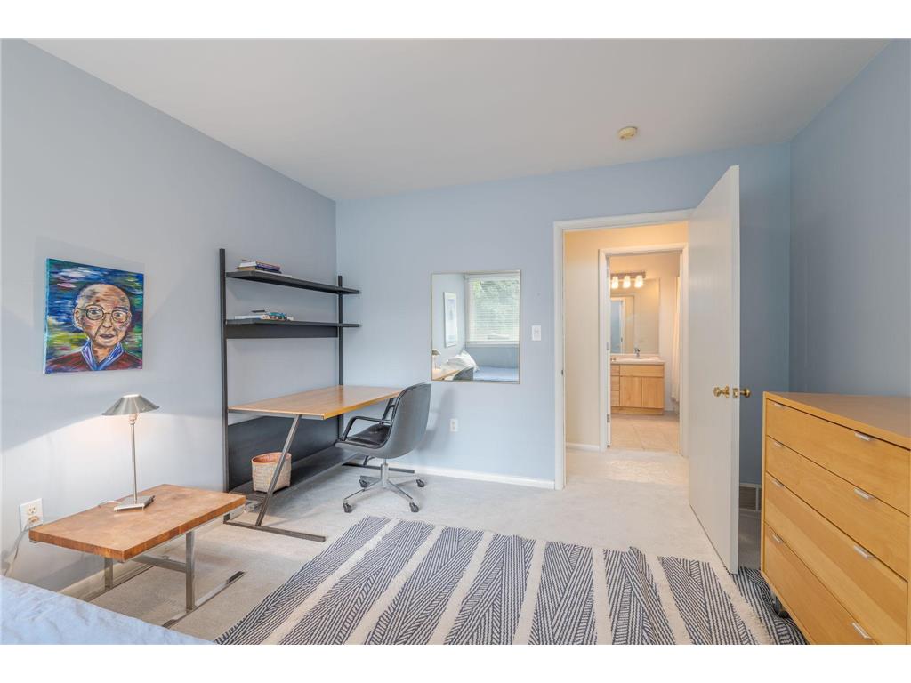 2191 Edgcumbe Road Saint Paul MN 55116 7090362 image31
