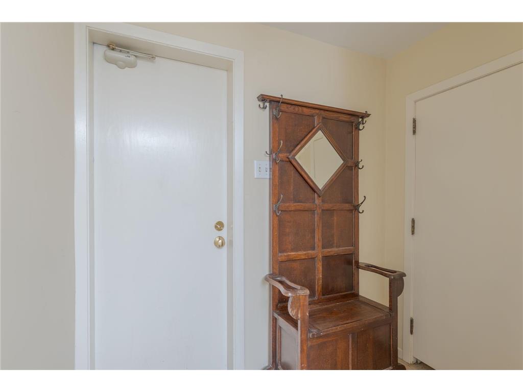 2191 Edgcumbe Road Saint Paul MN 55116 7090362 image37