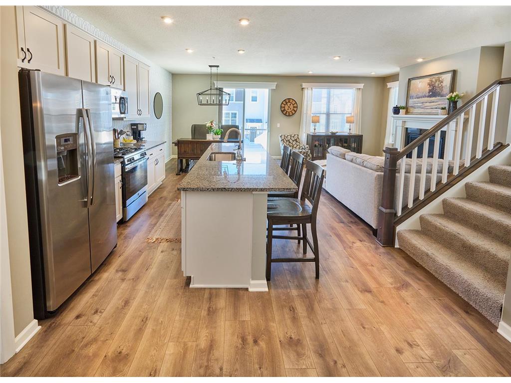 2193 Gateway Hill Road North Saint Paul MN 55109 6675011 image1