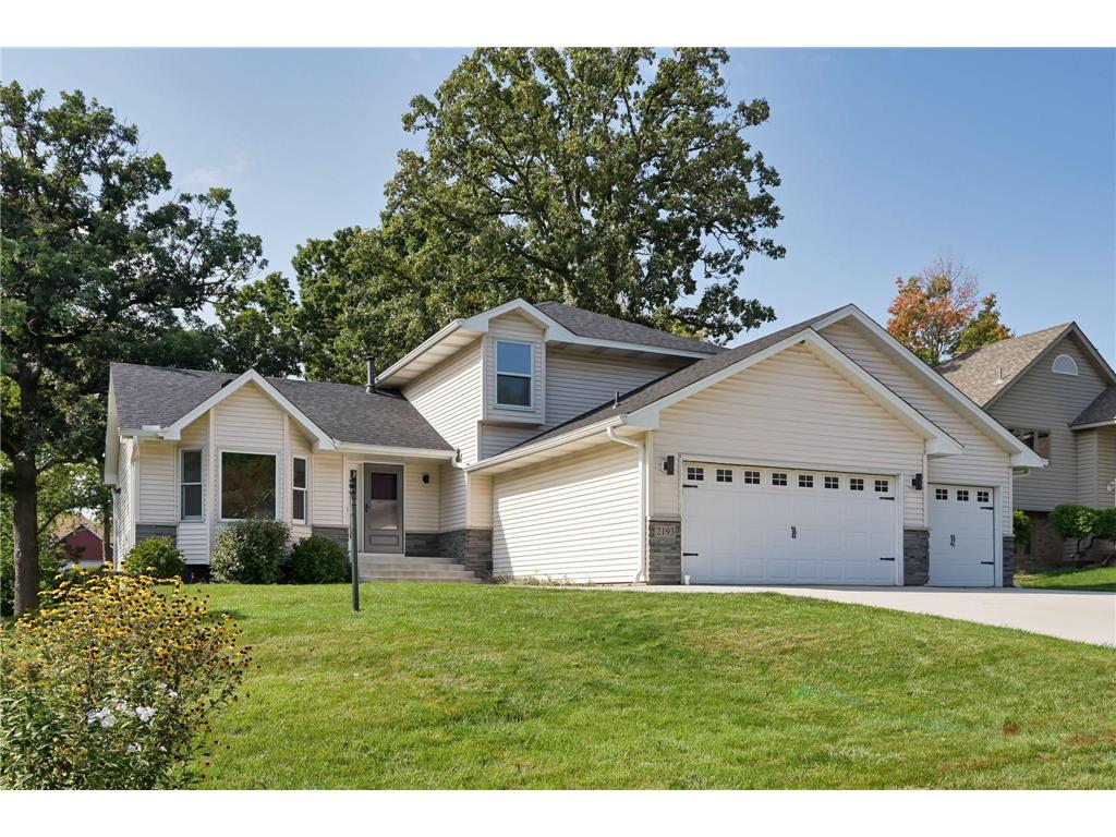 2193 Jennifer Court North Saint Paul MN 55109 6786617 image1