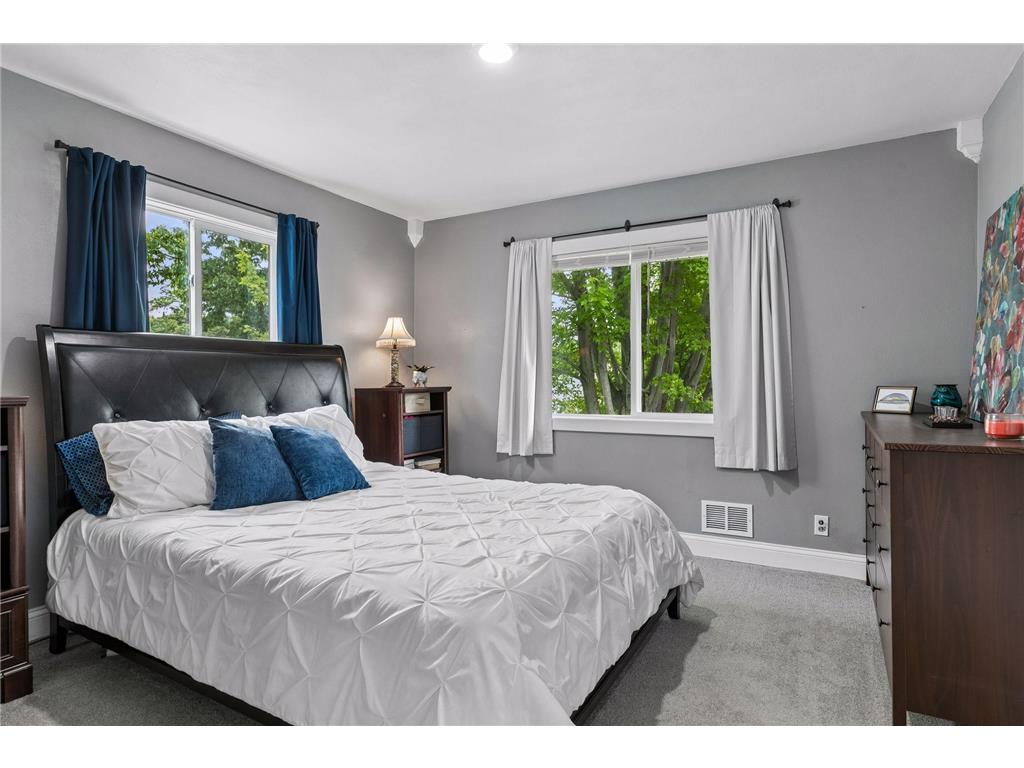 2193 Waukon Avenue Saint Paul MN 55119 7095129 image16