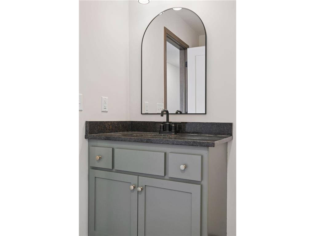 21933 Edison Street East Bethel MN 55011 6655426 image31