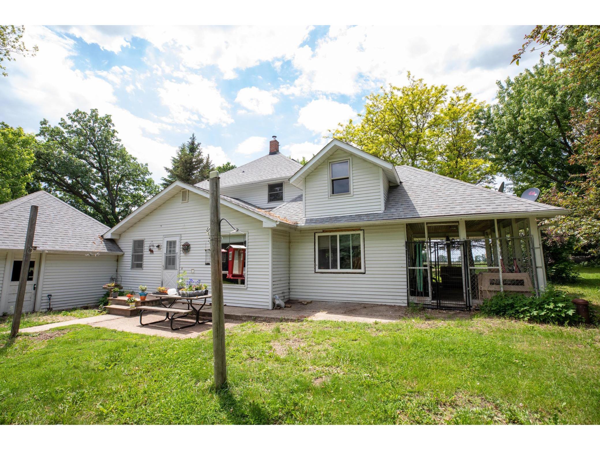 21937 505th Avenue, Lake Crystal, MN 56055 MLS 5769705 Edina Realty