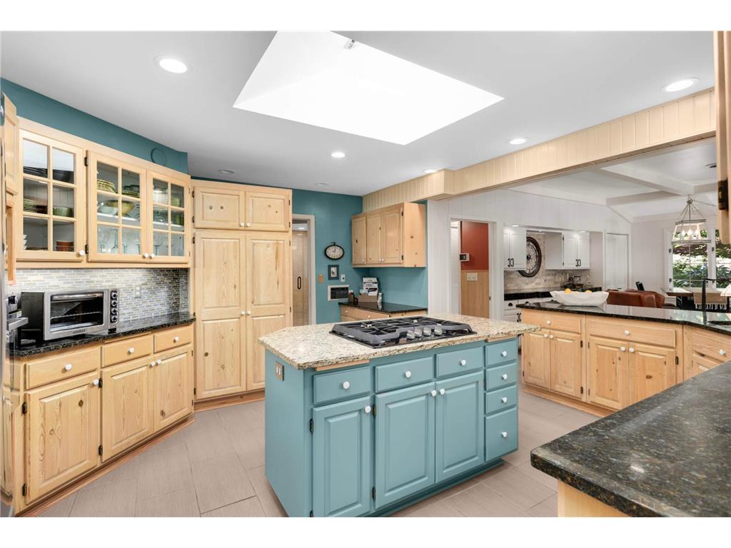 2194 Charlton Road Sunfish Lake MN 55118 6760001 image24