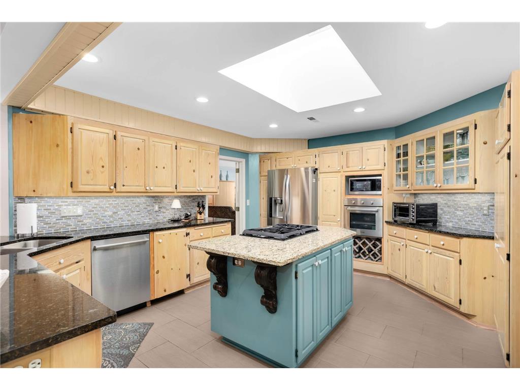 2194 Charlton Road Sunfish Lake MN 55118 6760001 image25