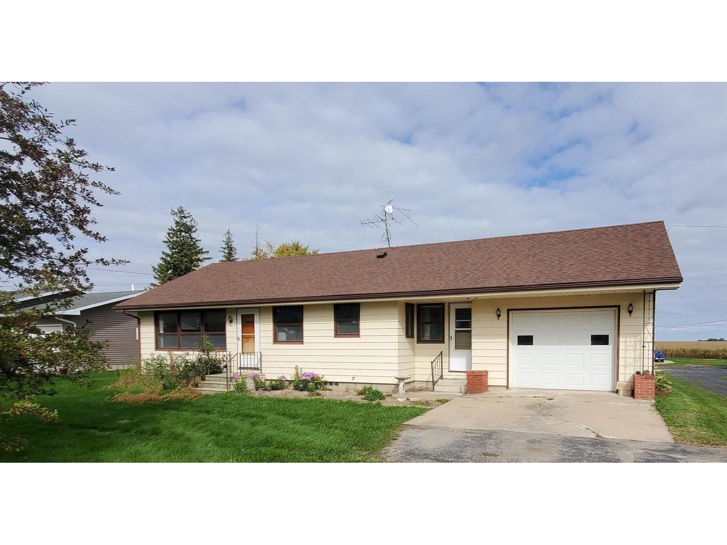 21949 County 20, Preston, MN 55965 MLS 5668144 Edina Realty