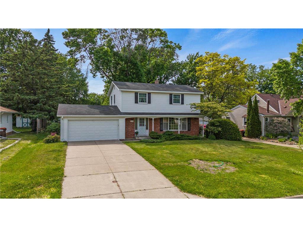 2195 Burr Street N Maplewood MN 55117 7083807 image4