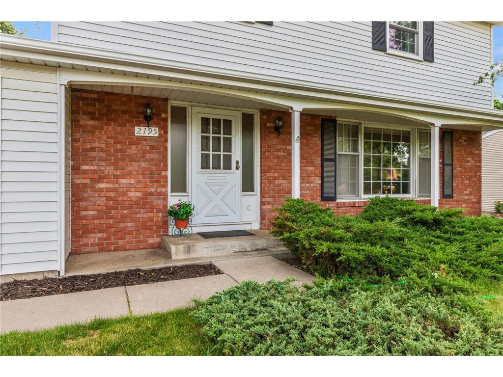 2195 Burr Street N Maplewood MN 55117 7083807 image5