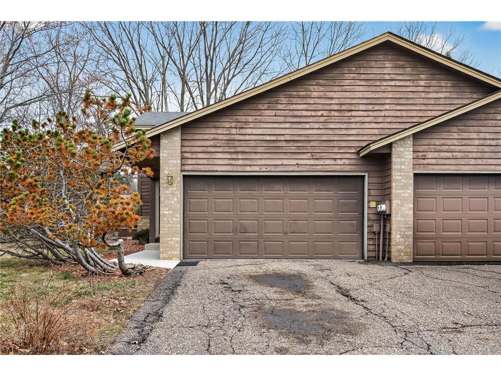 2199 Hallmark Avenue N Oakdale MN 55128 7040661 image1