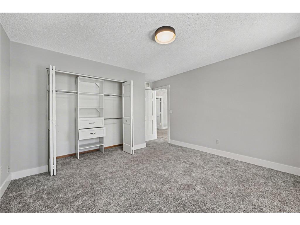 2199 Loyola Drive Woodbury MN 55125 7019074 image12