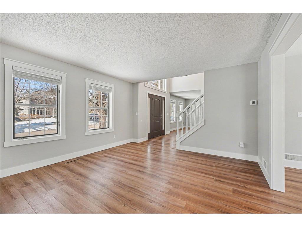 2199 Loyola Drive Woodbury MN 55125 7019074 image2