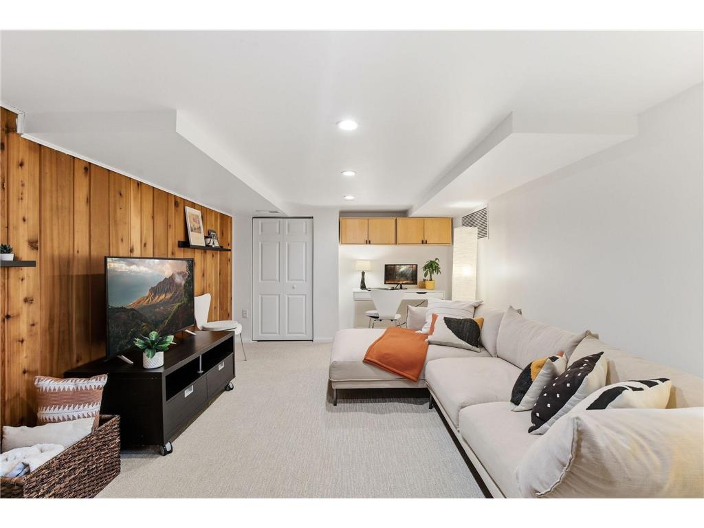 2199 Pinehurst Avenue Saint Paul MN 55116 7030371 image44
