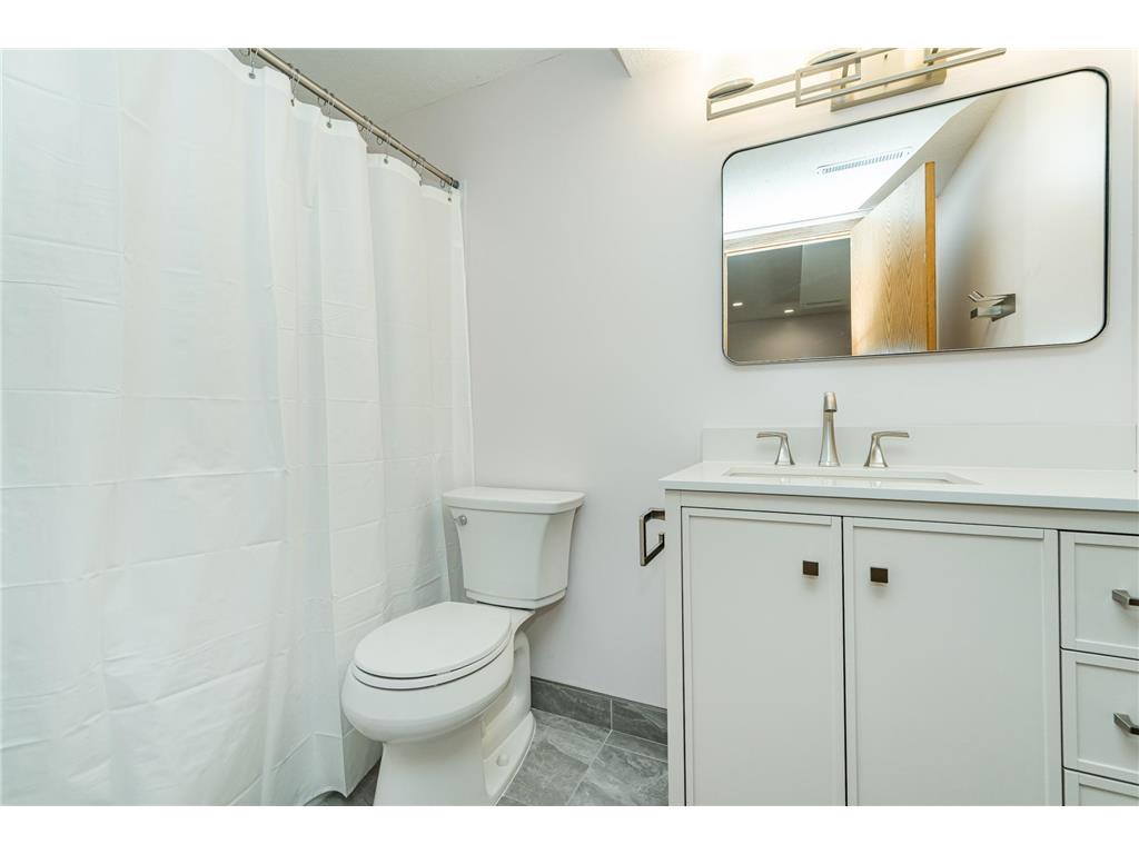 22 23rd Street SW Rochester MN 55902 7056020 image25