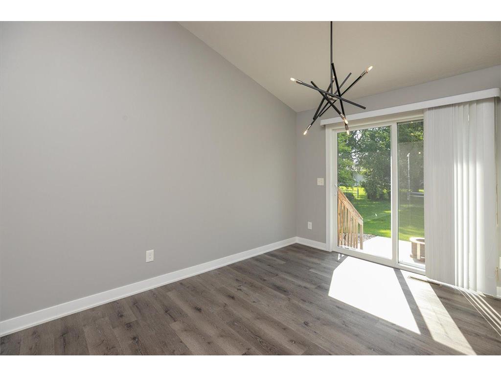 22 Garden Court Lake City MN 55041 7097890 image10