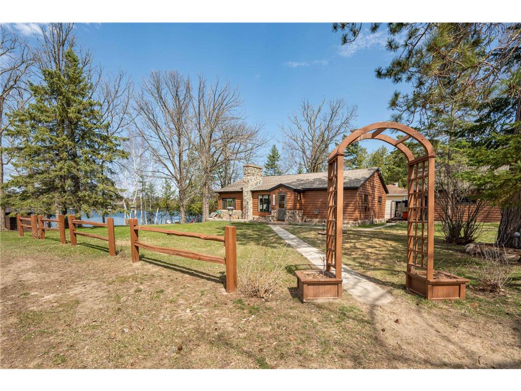 22 SW 10th Avenue Grand Rapids MN 55744 - Mississippi 6526030 image1