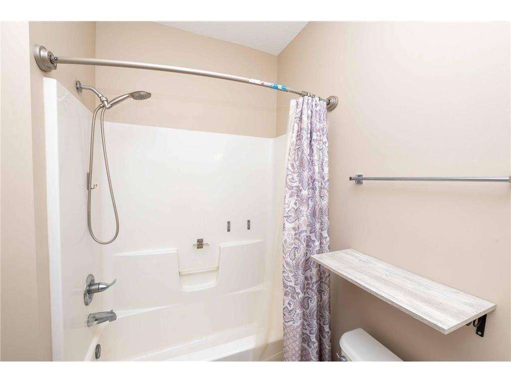 220 1st Street Farmington MN 55024 7004453 image23