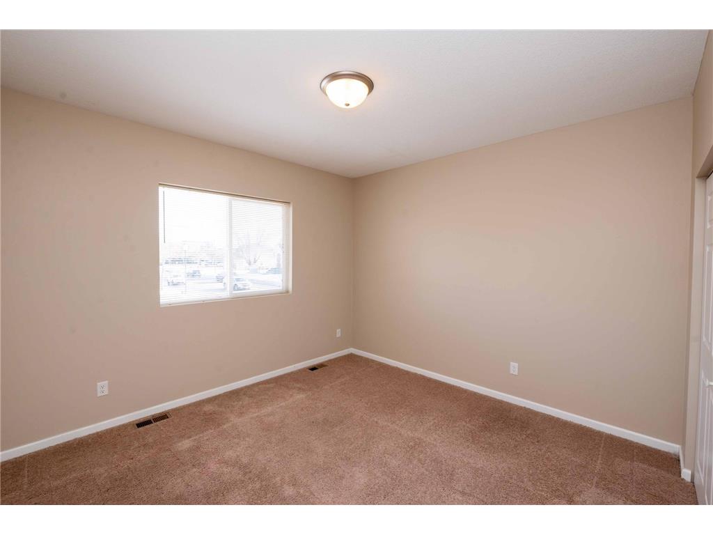 220 1st Street Farmington MN 55024 7004453 image24