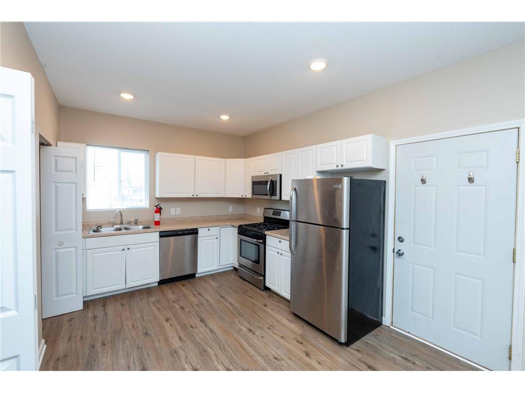 220 1st Street Farmington MN 55024 7004453 image34