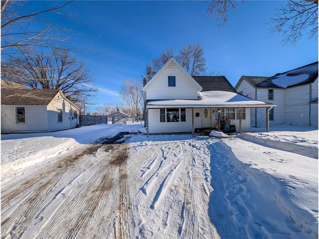 220 1st Street NE Wadena MN 56482 7006377 image3