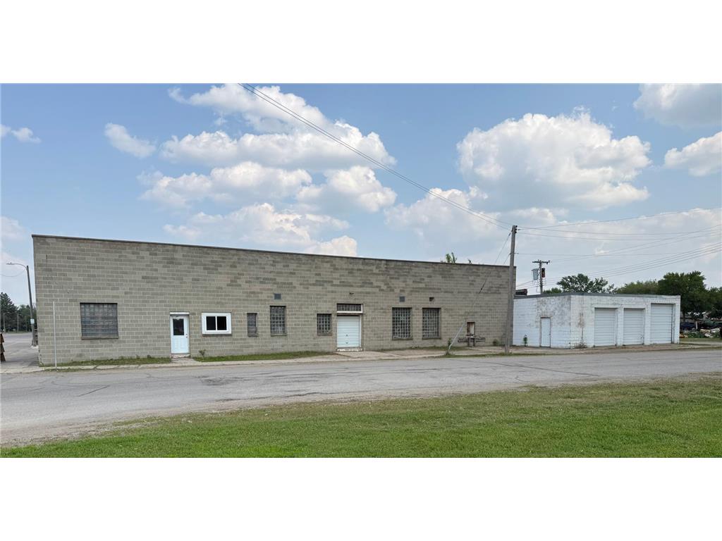 220 2nd Street NW Fertile MN 56540 6734891 image1