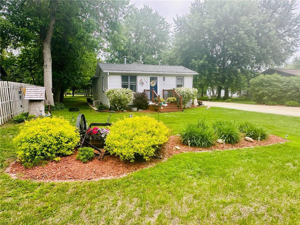 220 2nd Street NW Glenville MN 56036 6731772 image1