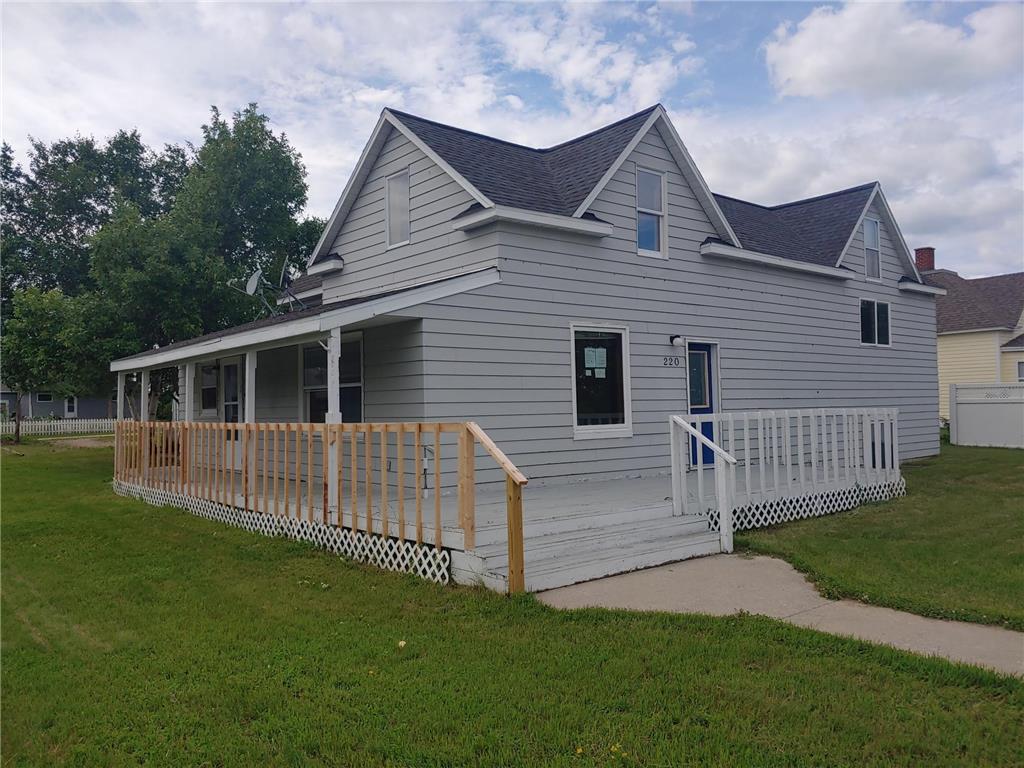 220 4th Street S Greenbush MN 56726 6763726 image1