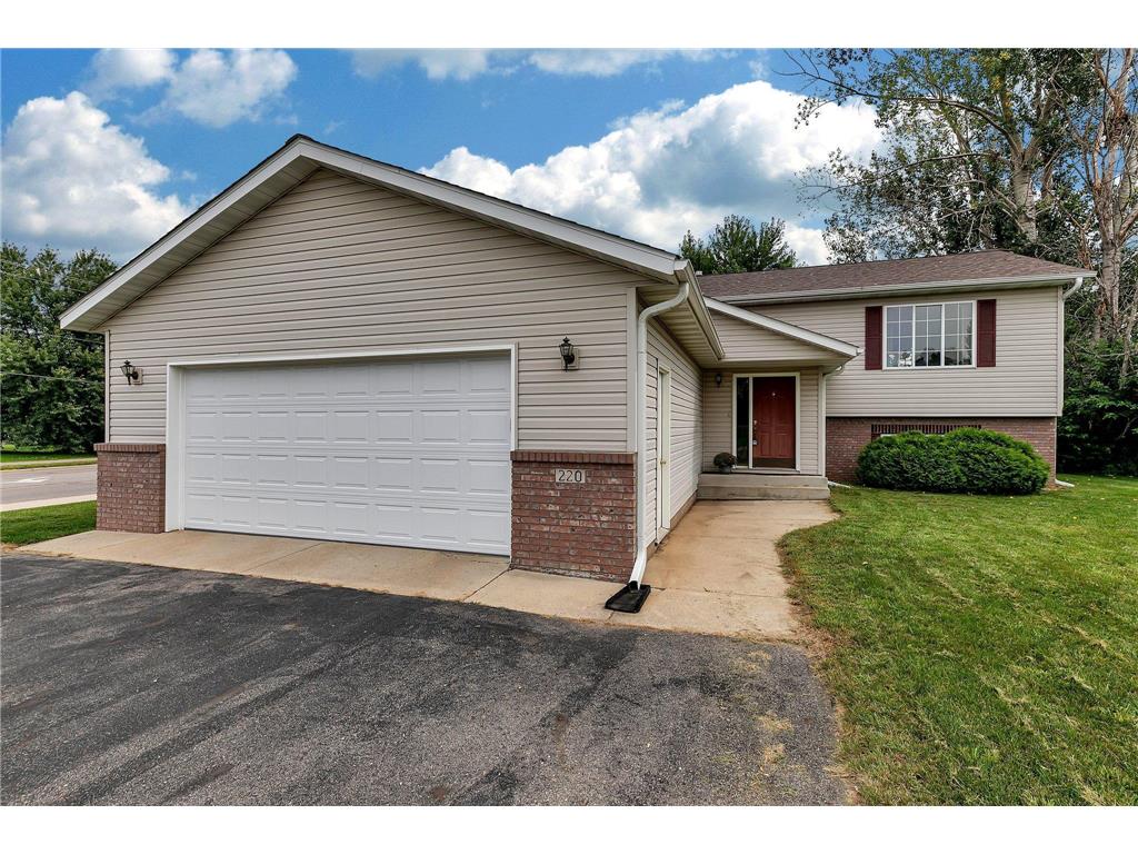 220 7th Avenue S Sartell MN 56377 6590189 image1