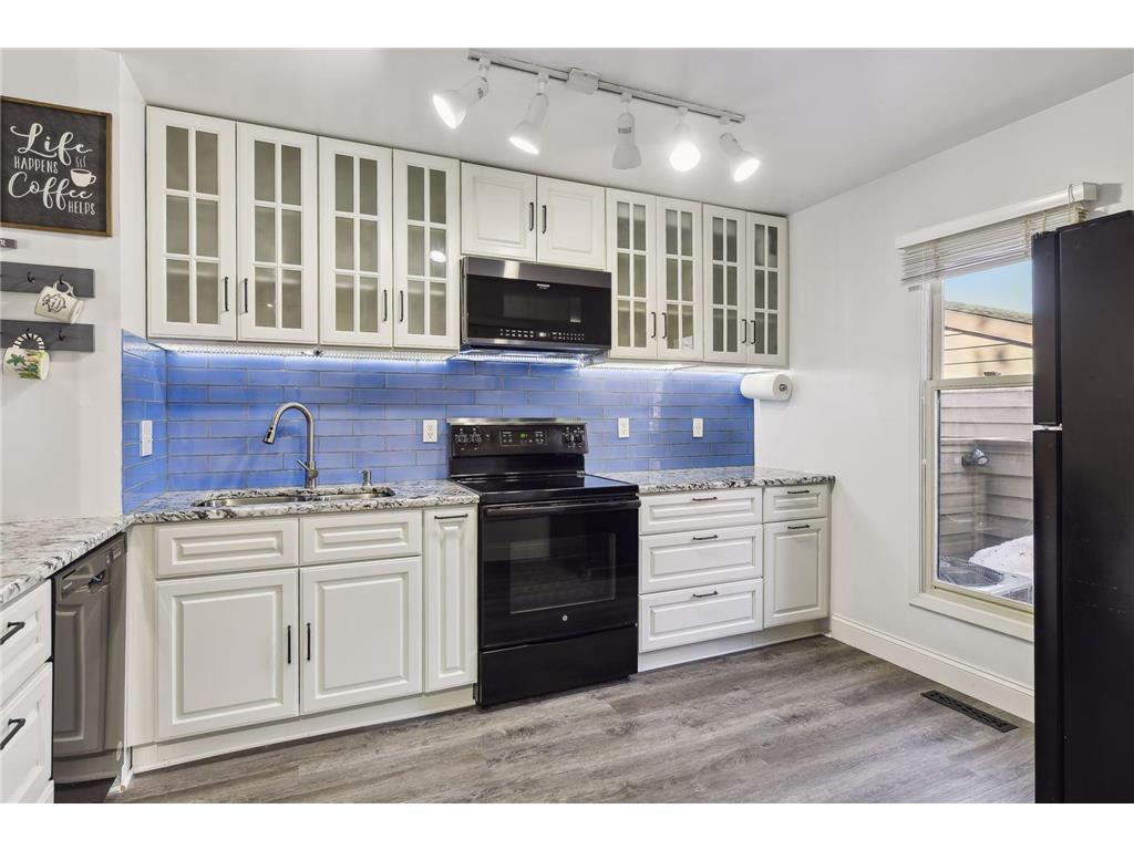220 7th Street SE Minneapolis MN 55414 6397179 image1