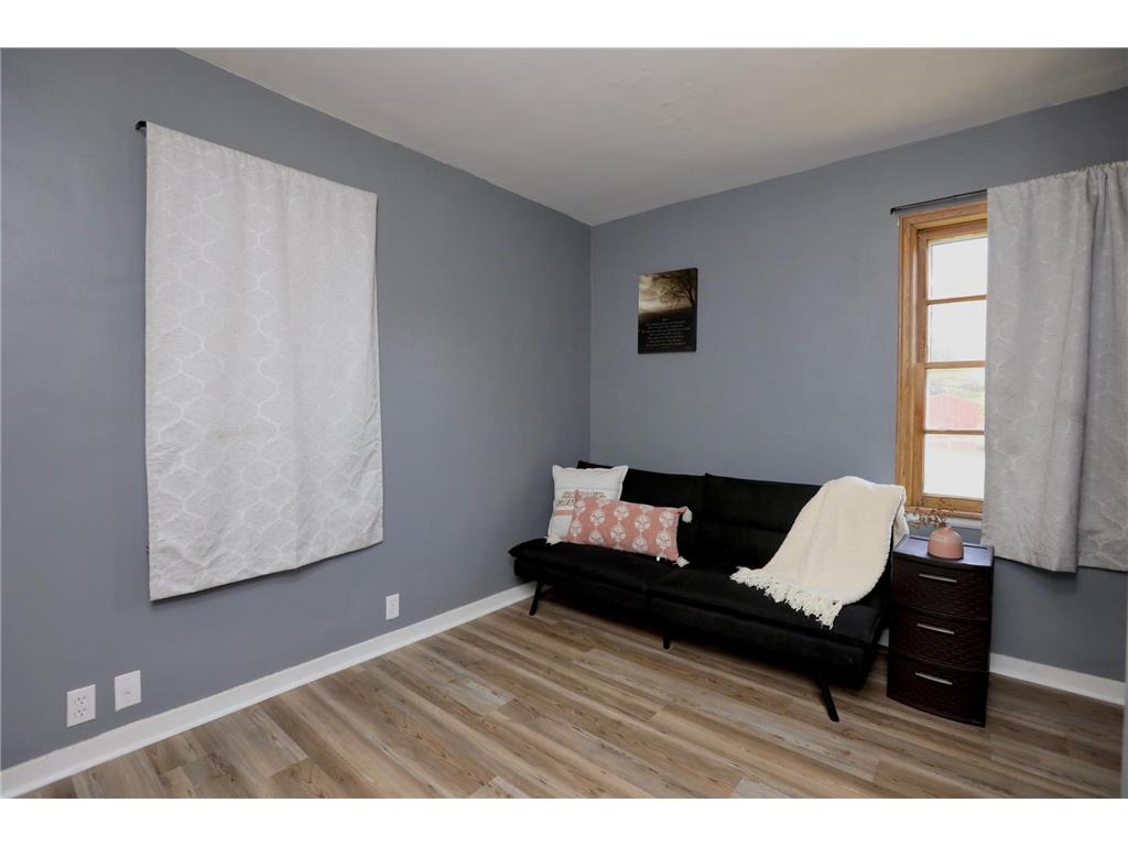 220 Adams Avenue SE Madelia MN 56062 7058840 image11