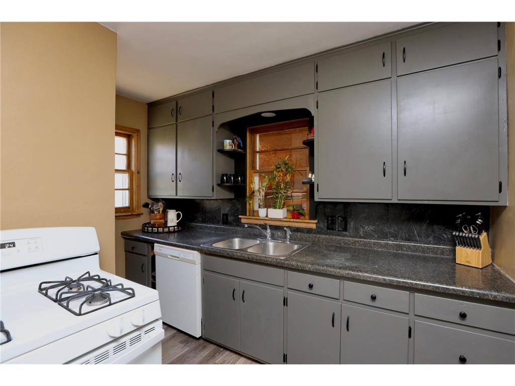 220 Adams Avenue SE Madelia MN 56062 7058840 image14