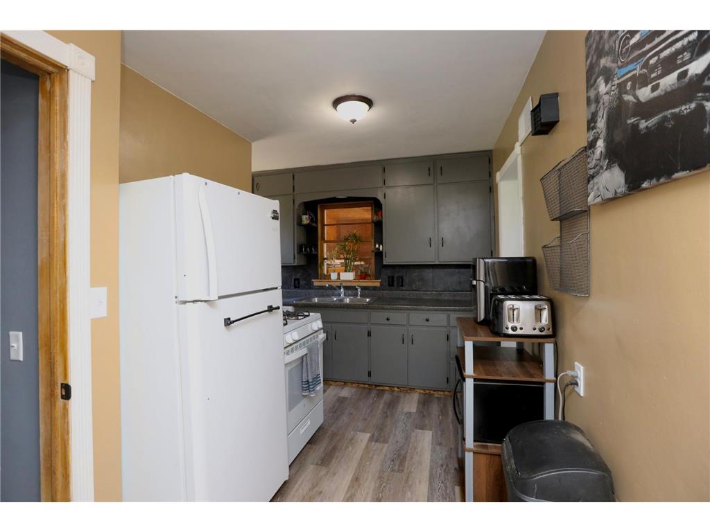 220 Adams Avenue SE Madelia MN 56062 7058840 image16