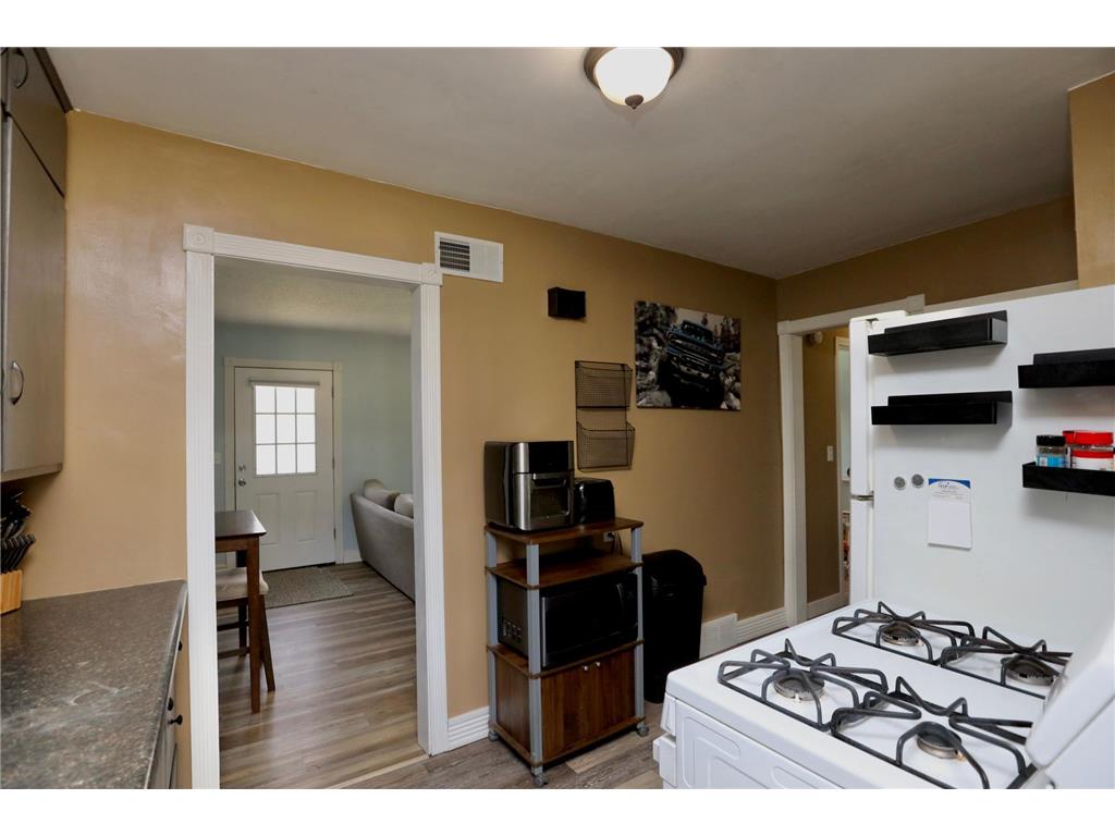 220 Adams Avenue SE Madelia MN 56062 7058840 image18