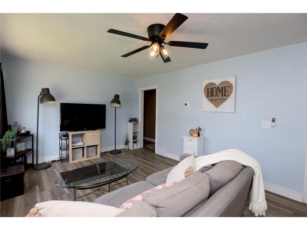 220 Adams Avenue SE Madelia MN 56062 7058840 image3