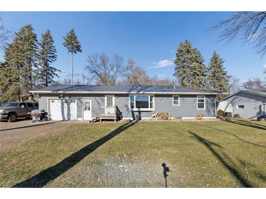 220 Baker Avenue E Winsted MN 55395 6817828 image1