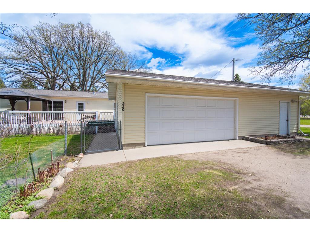 220 Birch Avenue Alexandria MN 56308 7051317 image3