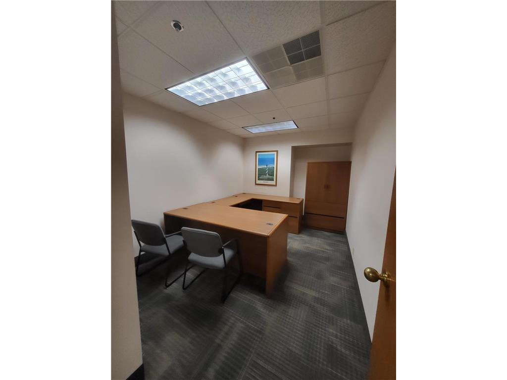 220 Broadway Avenue S Rochester MN 55904 7048854 image10