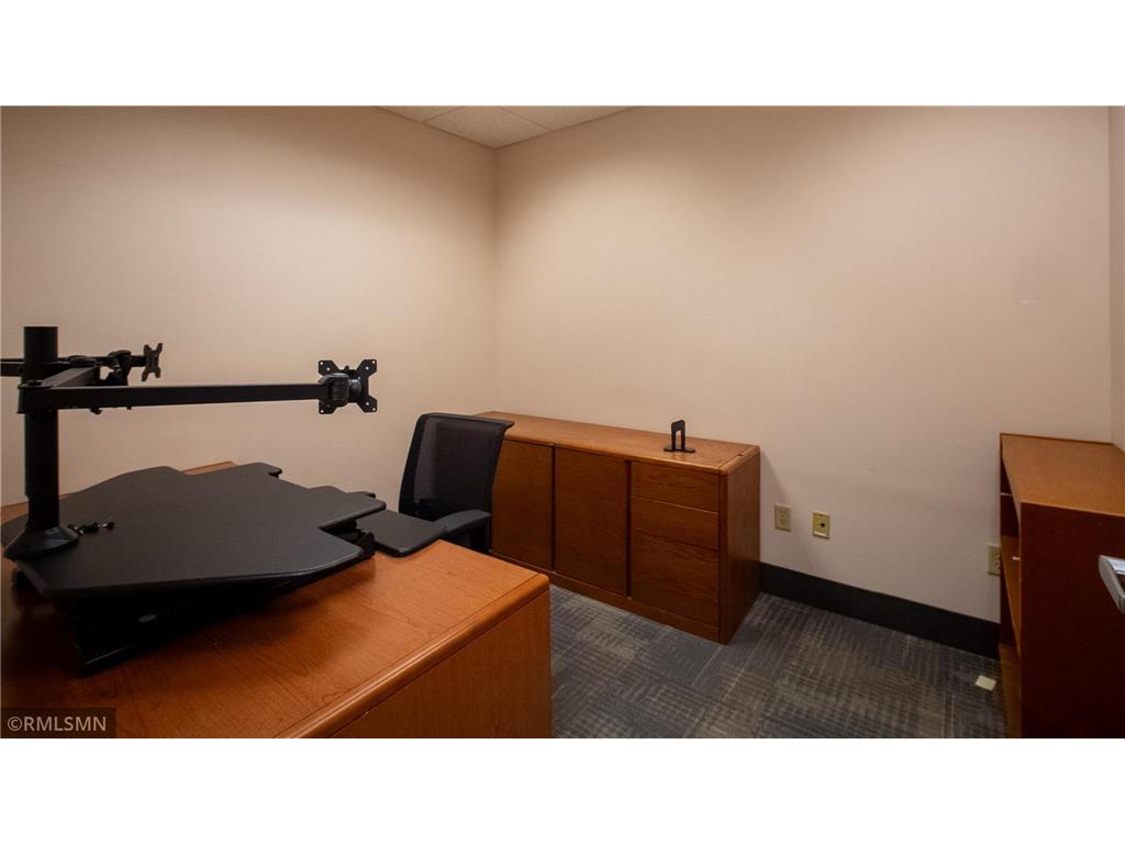 220 Broadway Avenue S Rochester MN 55904 7048854 image26