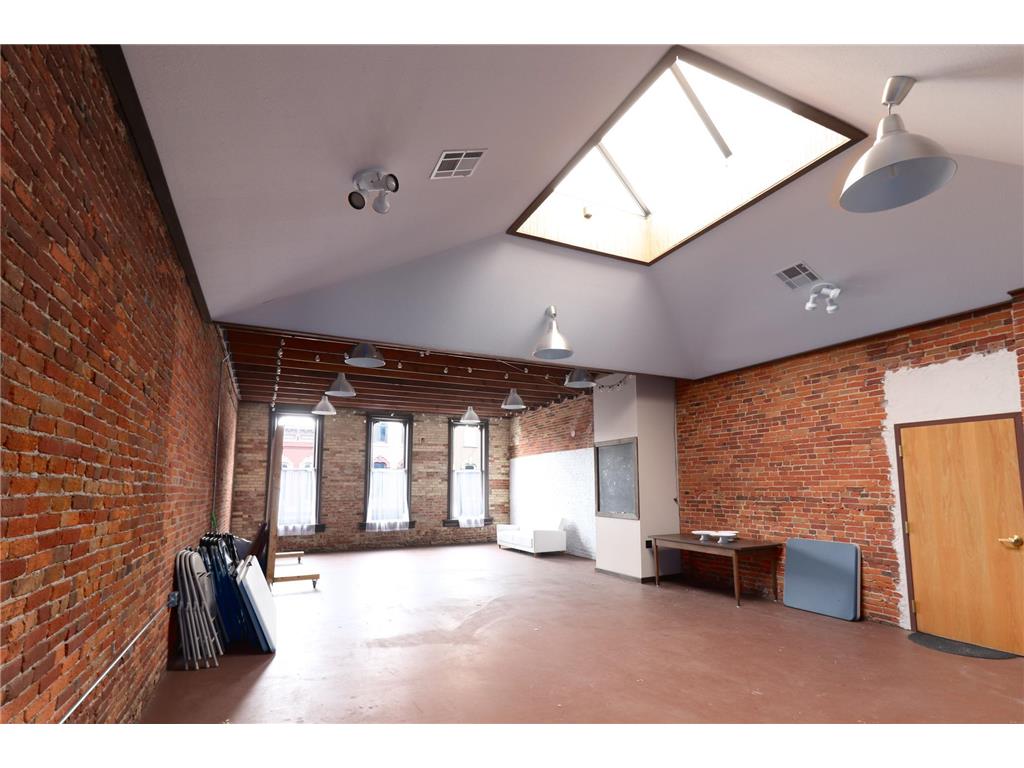 220 Central Avenue N #200 Faribault MN 55021 7024391 image1
