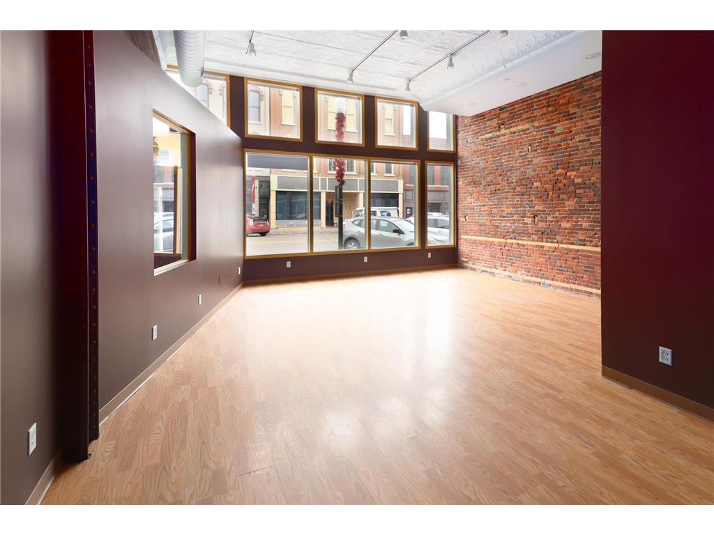 220 Central Avenue N Faribault MN 55021 6742561 image12